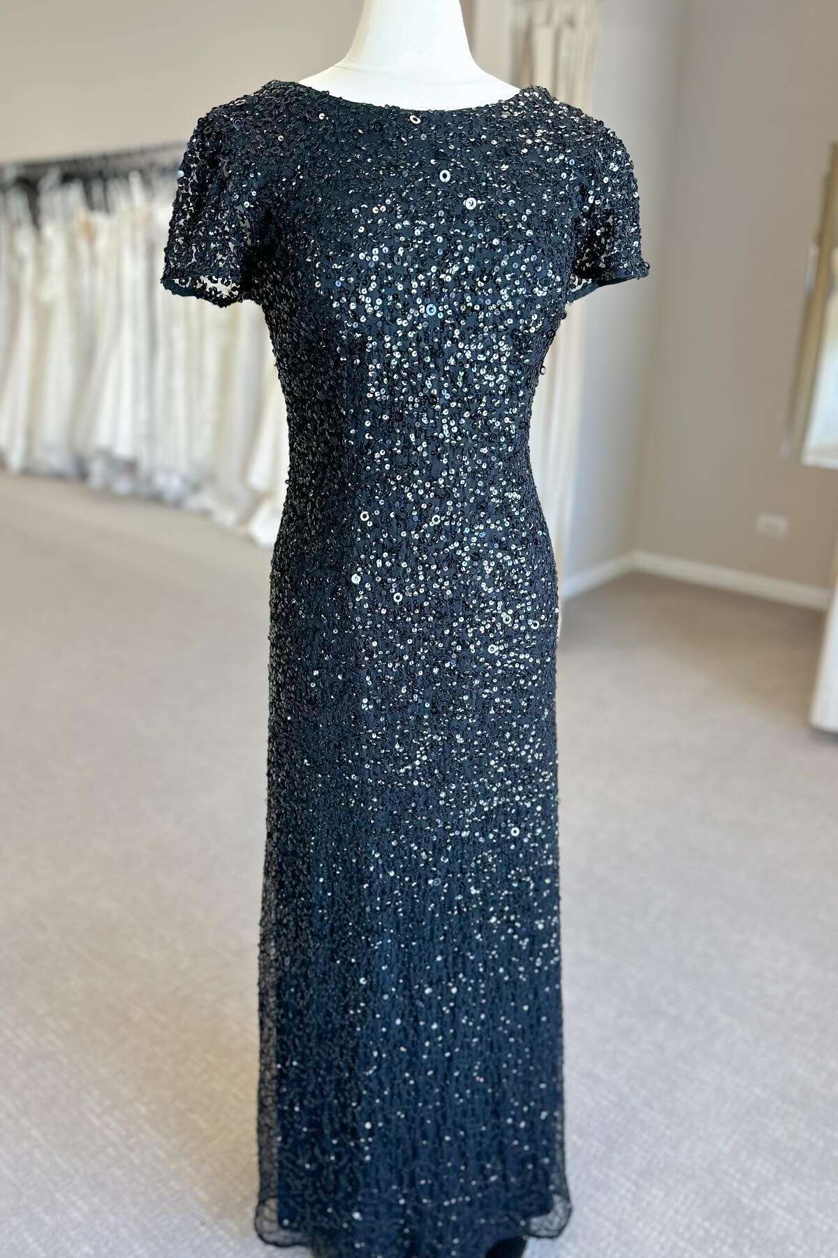 Black Cap Sleeves Fitted Mother of the Bride Dress