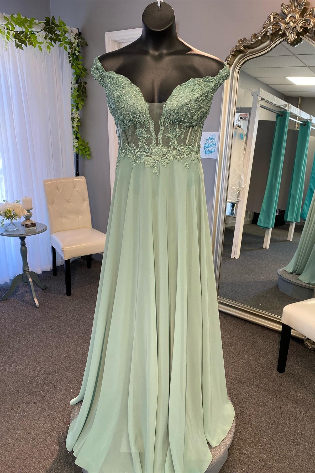 Sage Green Appliques Strapless Trumpet Long Formal Dress main image 1