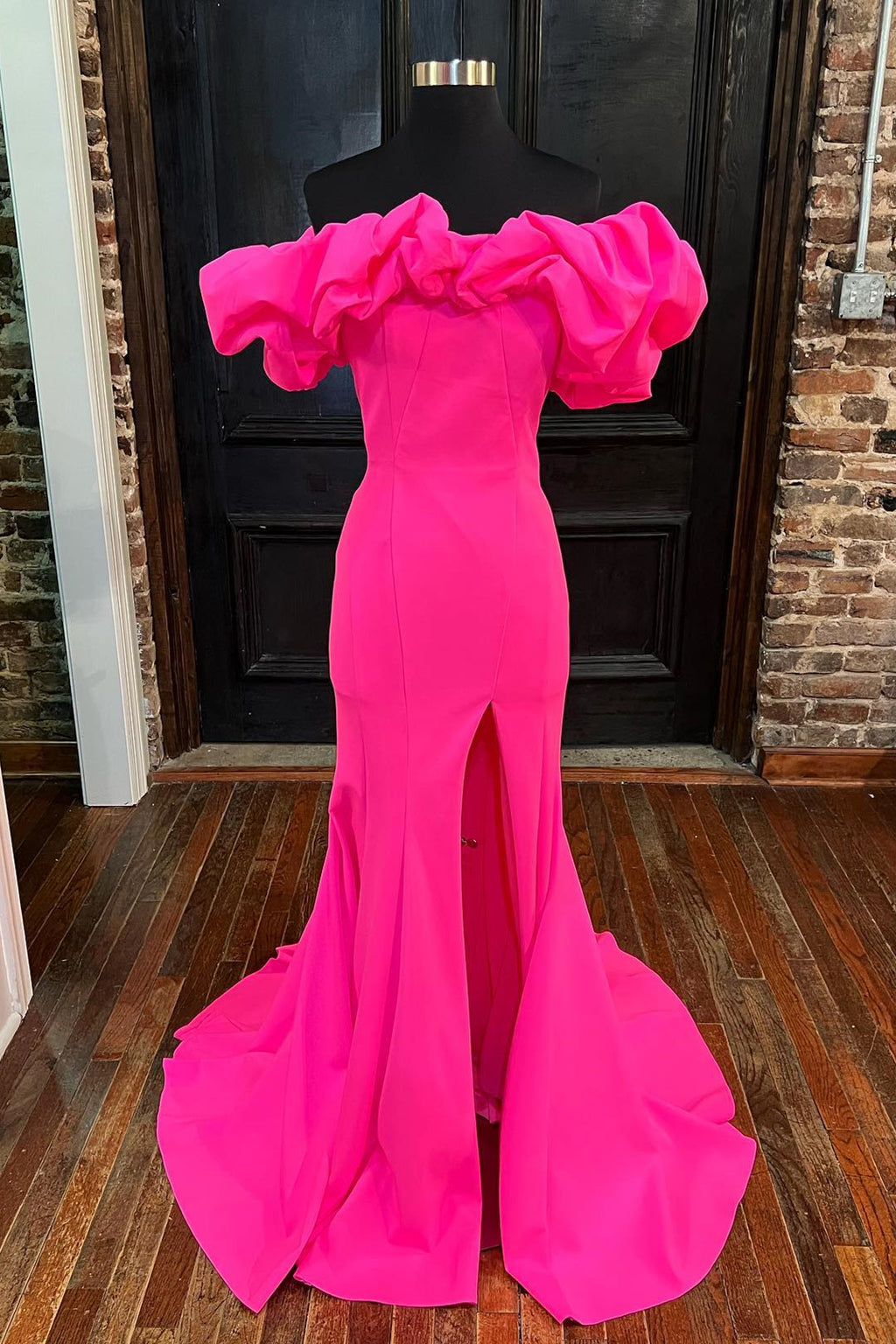 Beautiful Long Pink Off-the-shoulder Mermaid Sleeveless Evening Dresses With Slit