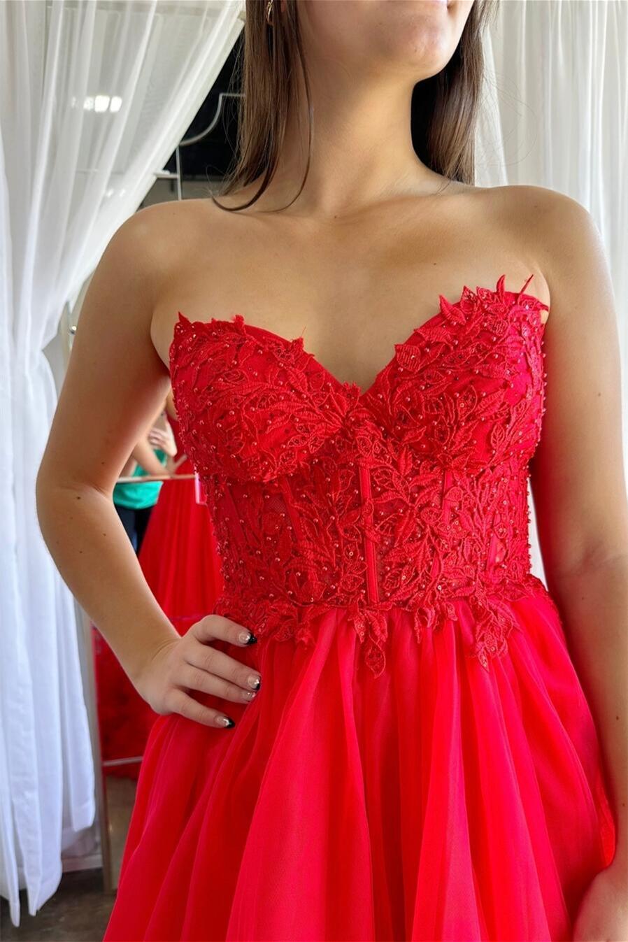 Red Sweetheart Lace Appliques Tull A-line Formal Dress
