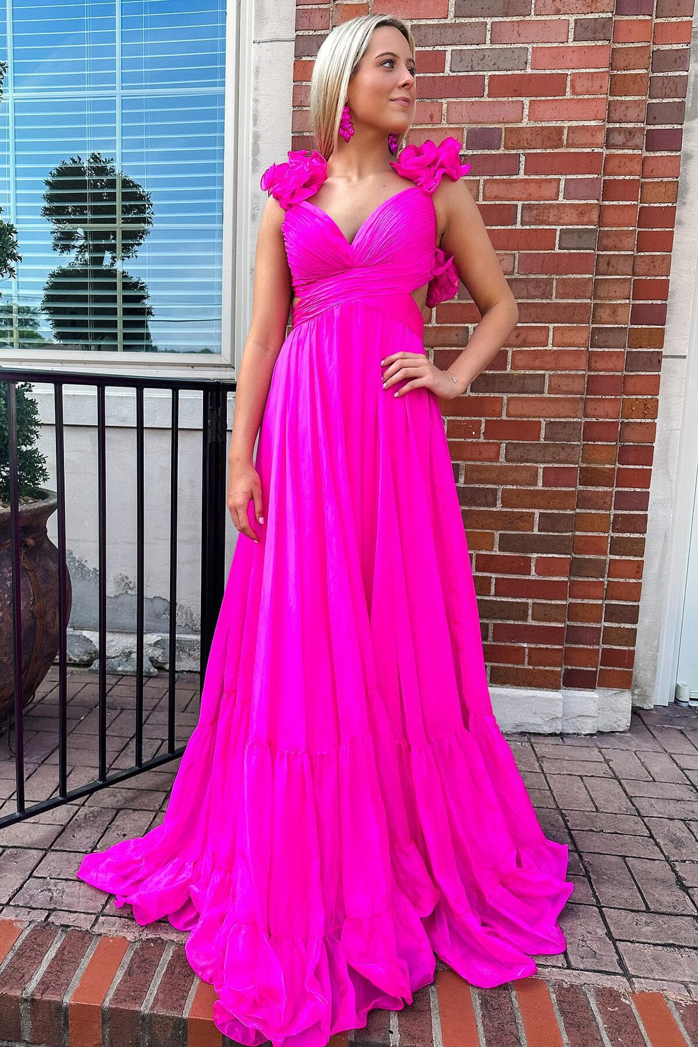 Bobbi Dress in Fuchsia Outline