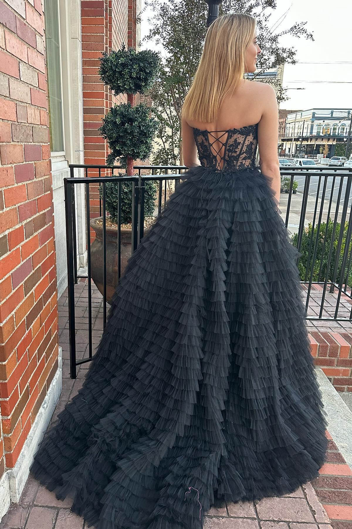 Sweetheart Lace and Tulle Tiered Ruffles Prom Dress