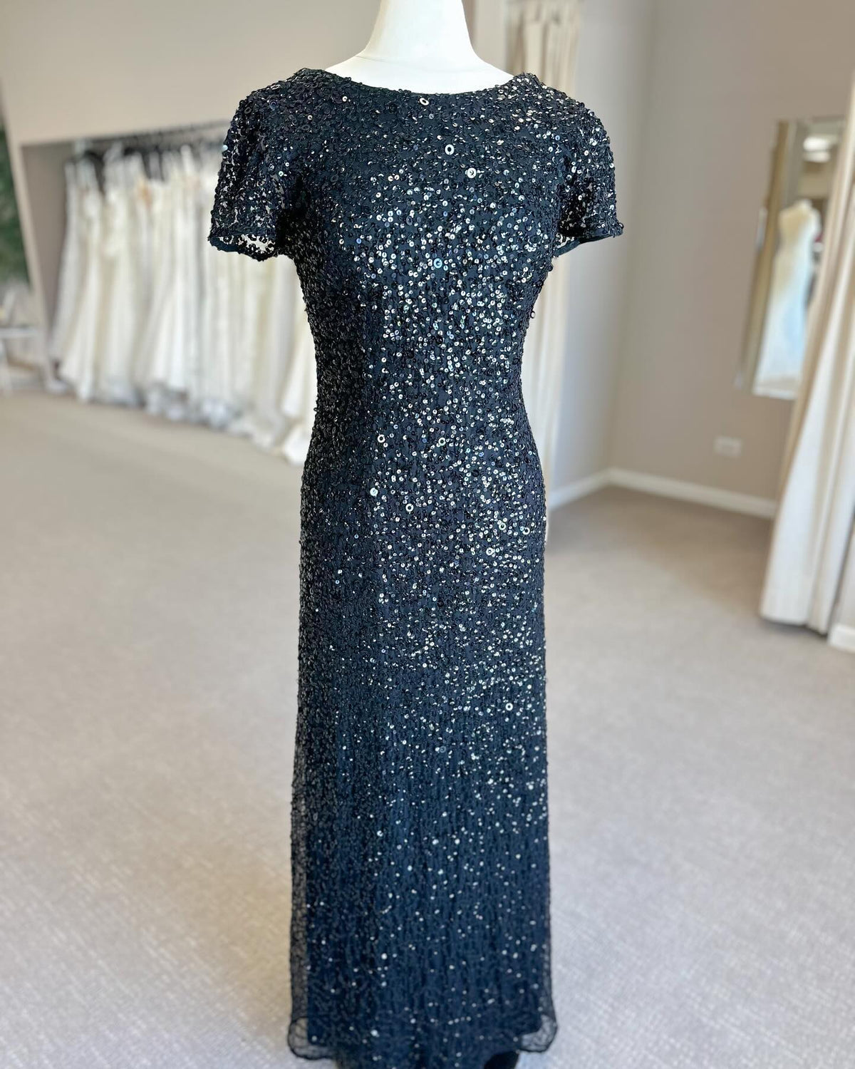 Black Cap Sleeves Fitted Mother of the Bride Dress