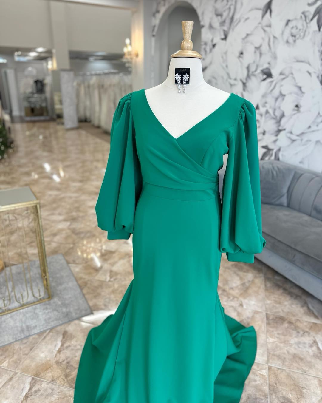 Green Fitted Half Sleeves Ruched Long Mother of the Bride Dress