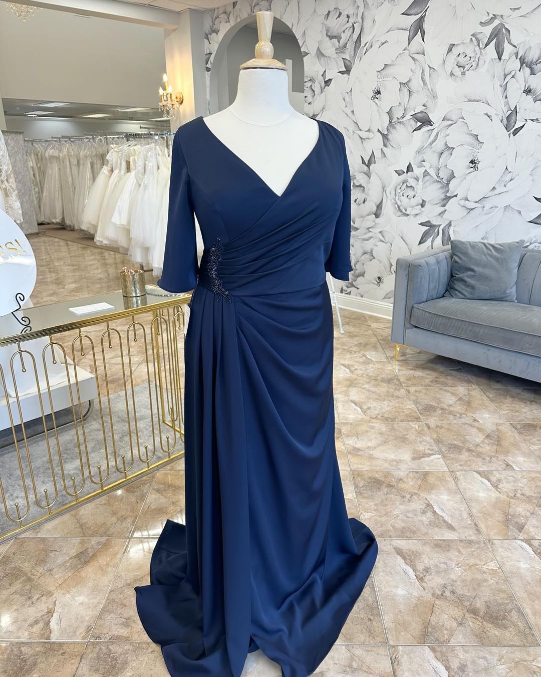 Mermaid Navy Blue Ruched Beaded Applique Mother of the Bride Dress