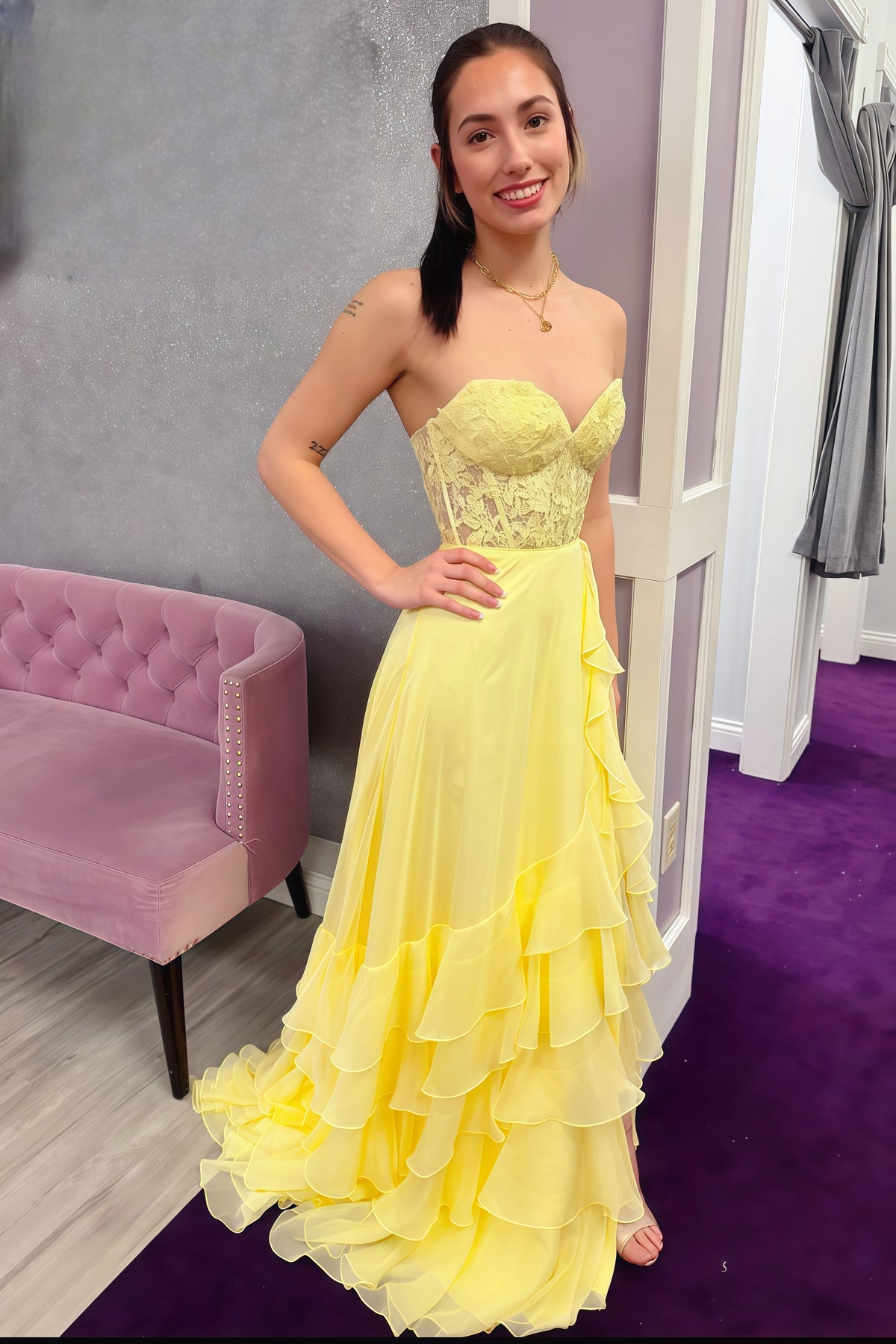 Sweetheart Yellow Lace Appliques Chiffon Ruffle Prom Dress