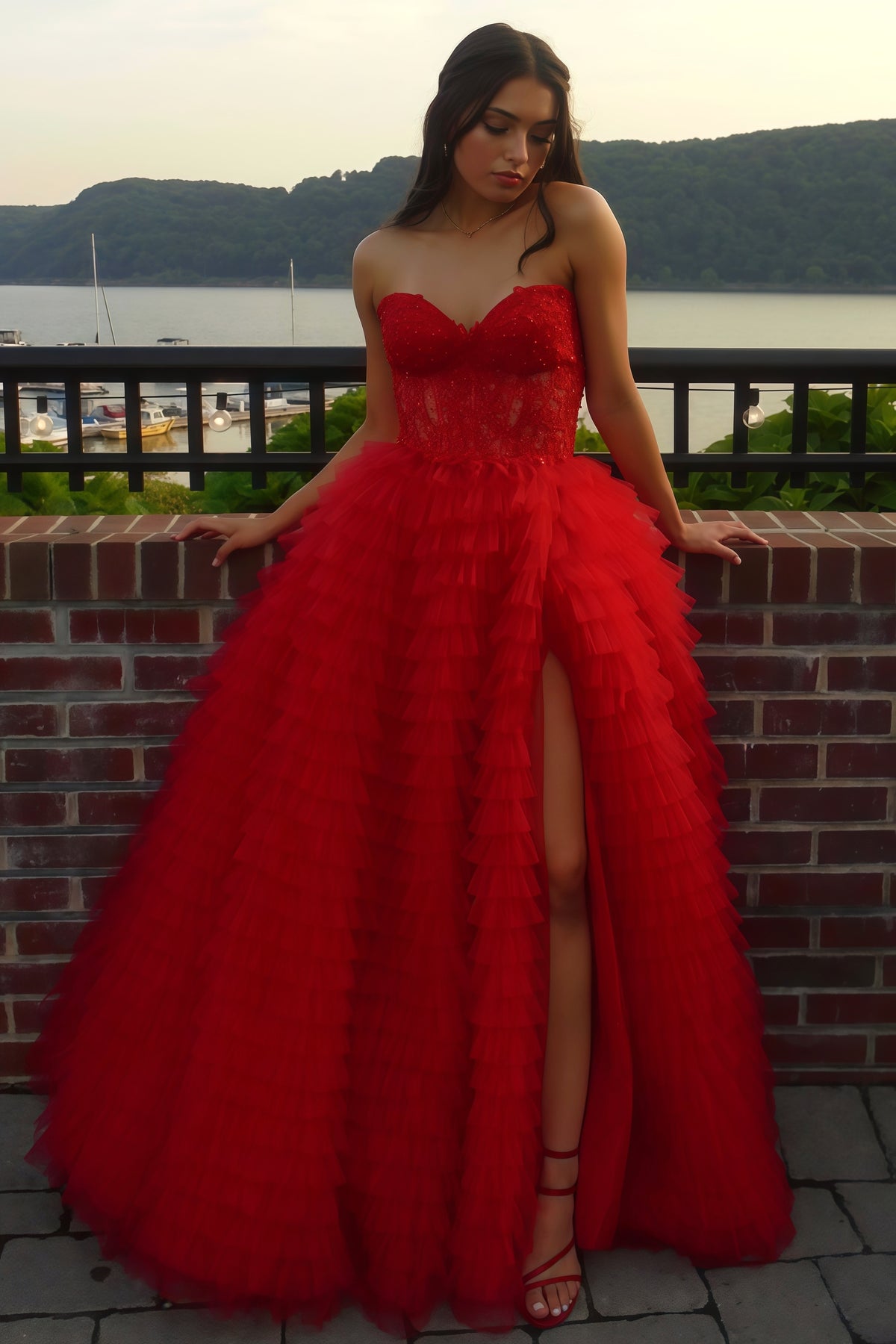 Sweetheart Lace and Tulle Tiered Ruffles Prom Dress