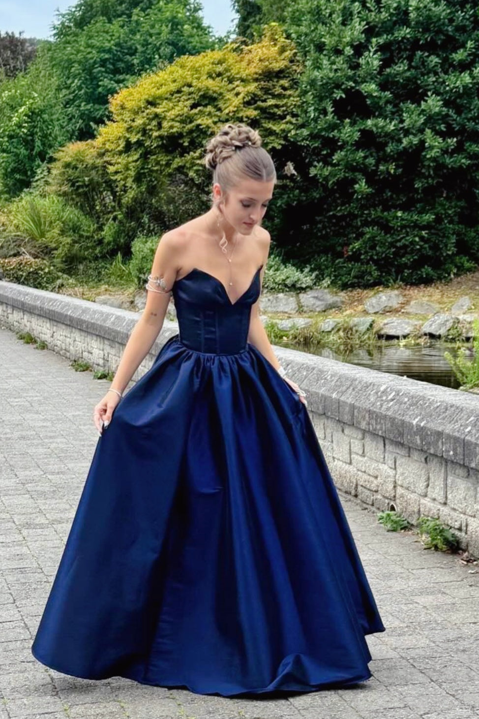 navy blue strapless prom dress V-Neck A-Line – Dressesforparty Phase Eight Velvet Swing Pink ball gown Body Shape Size:16 US (48 EU)