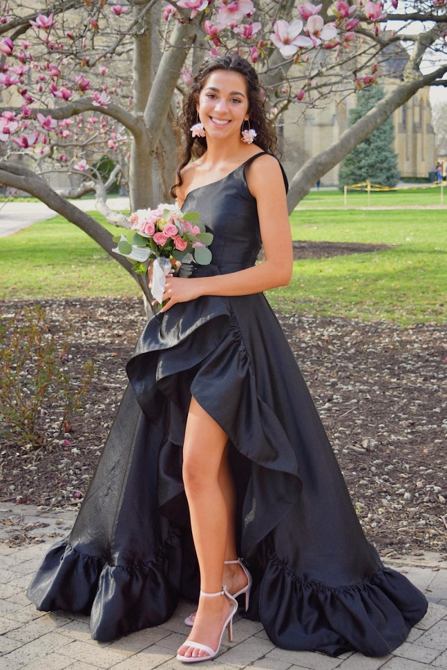 One-Shoulder Black A-Line Floor-Length Prom Dress