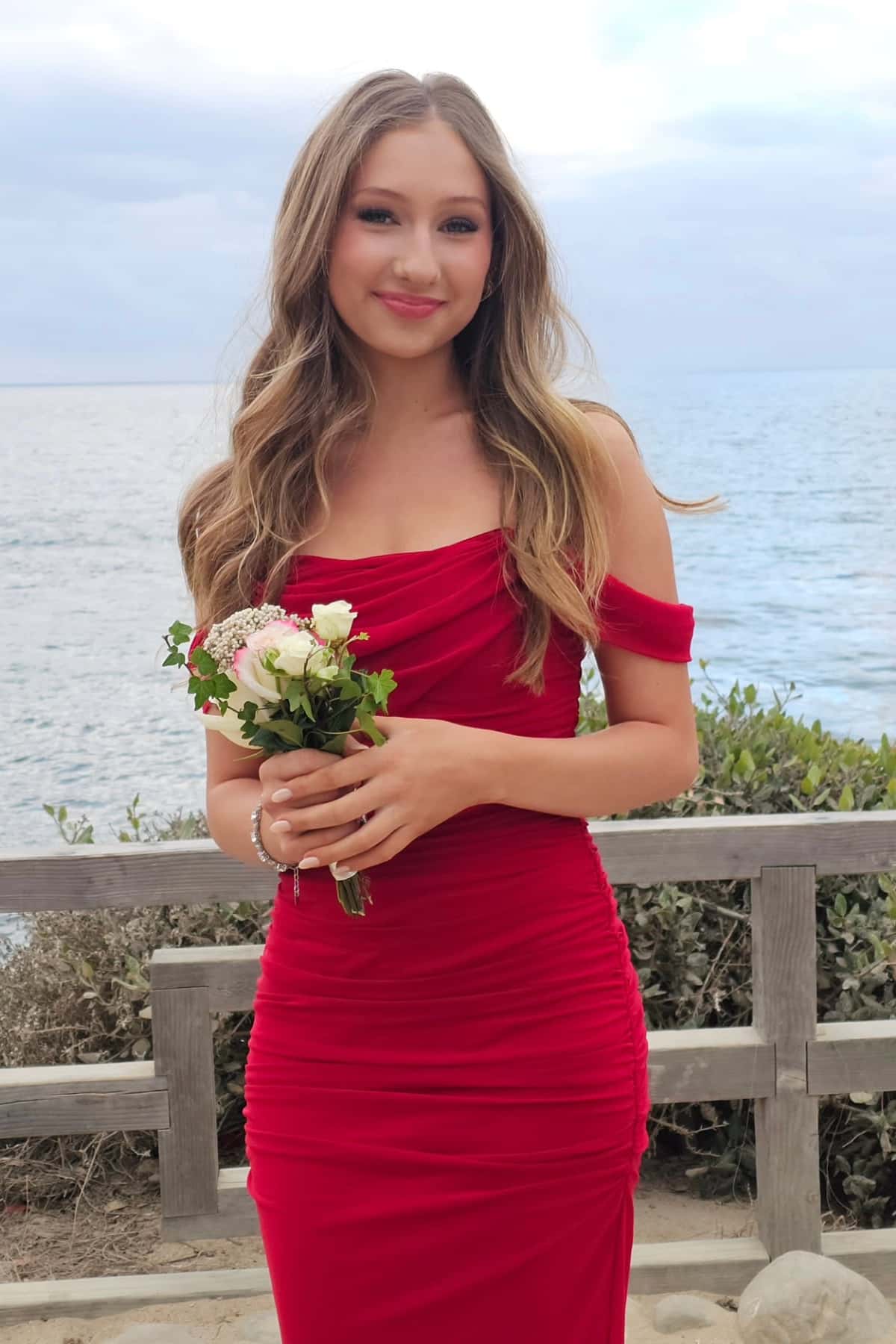 Red Off the Shoulder Fitted Long Maxi Dresss