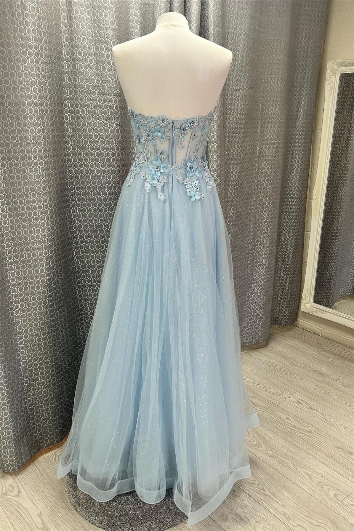 Sweetheart Light Blue Appliques Long Prom Dress