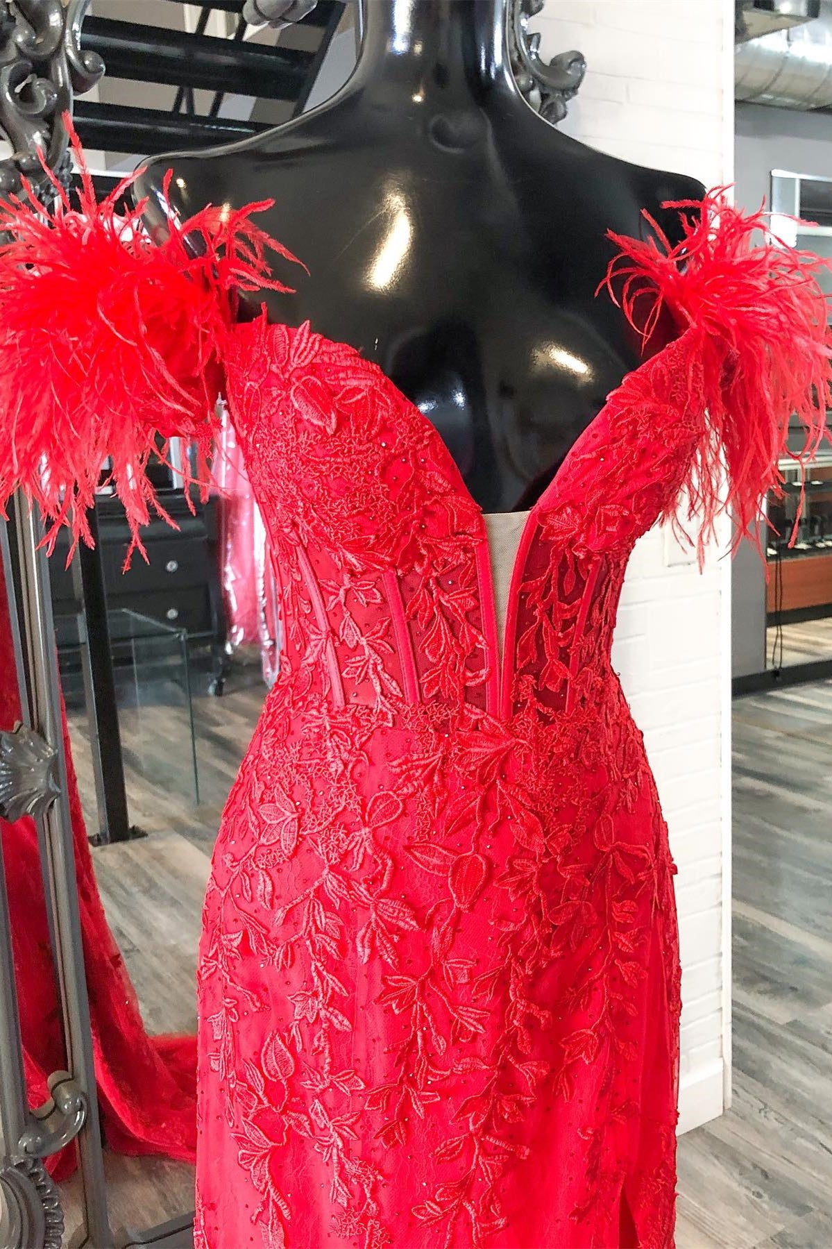 Fur Off the Shoulder Red Lace Mermaid Long Formal Dress