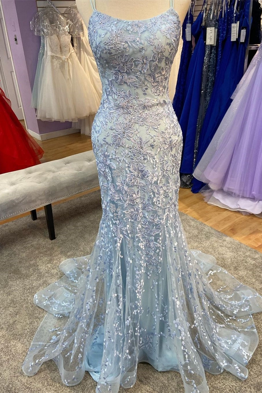 Mermaid Yellow Lace Appliques Straps Long Prom Dress