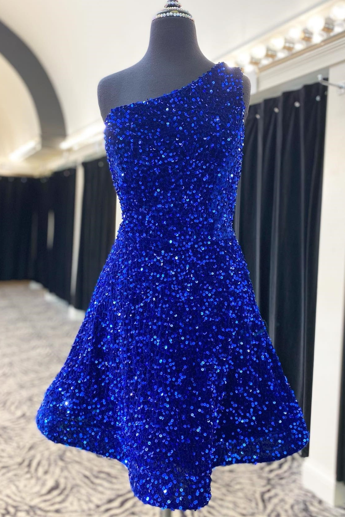 One Shoulder Royal Blue Sequin Short A-line Homecoming Dress