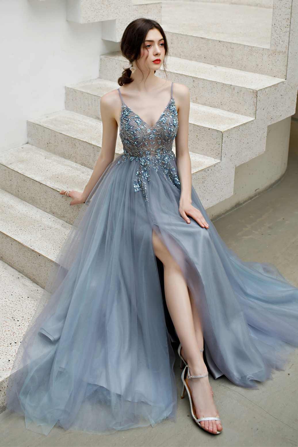 Rhinestons Blue A-line Tulle Formal Dress