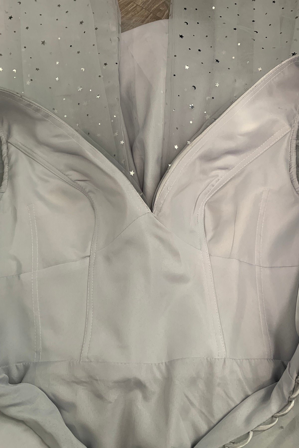 Short Puffy Sleeves Grey Sparkle Tea Length Dress