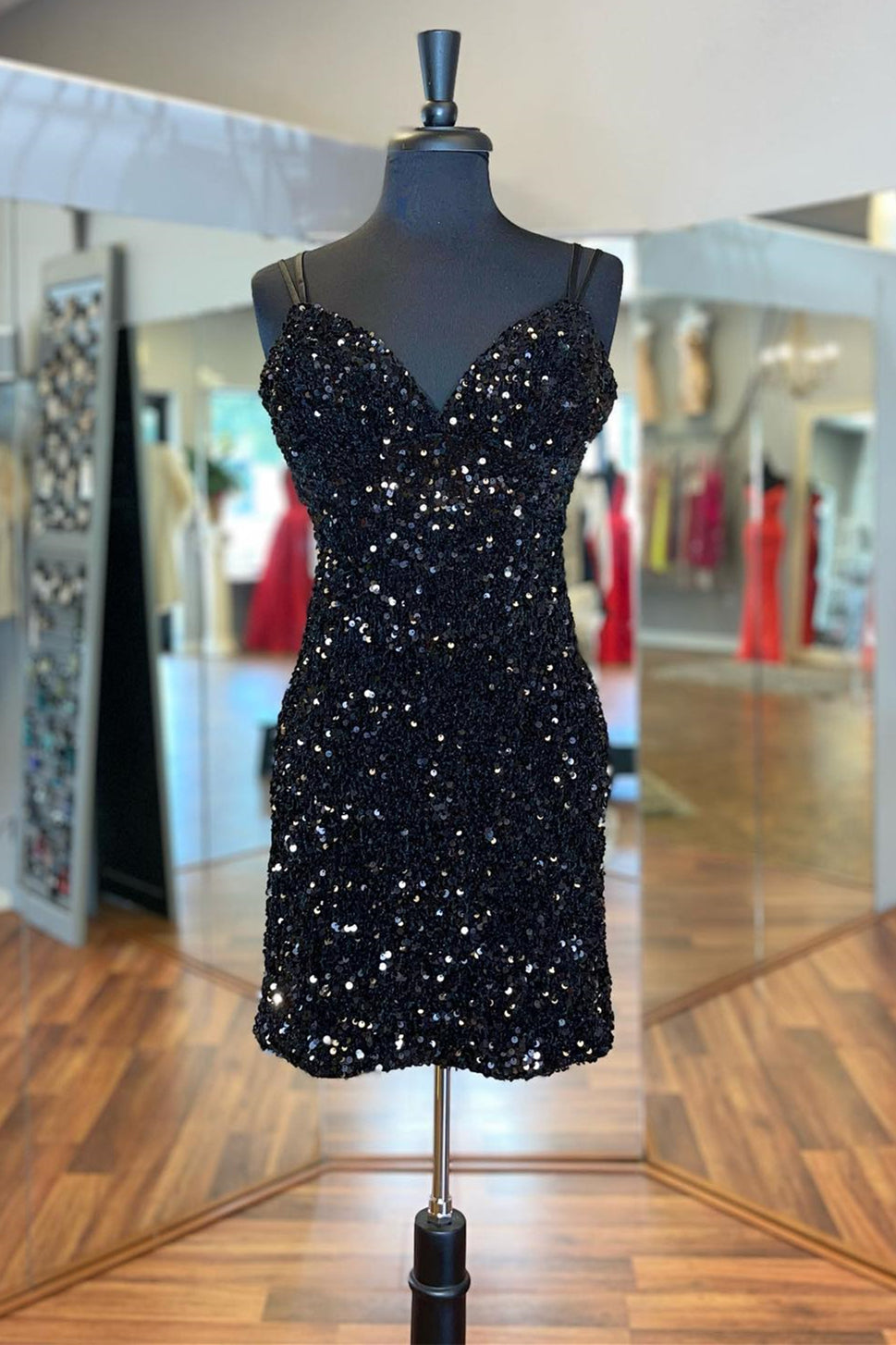 Sparkle Black Sequin Bodycon Mini Homecoming Dress with Straps