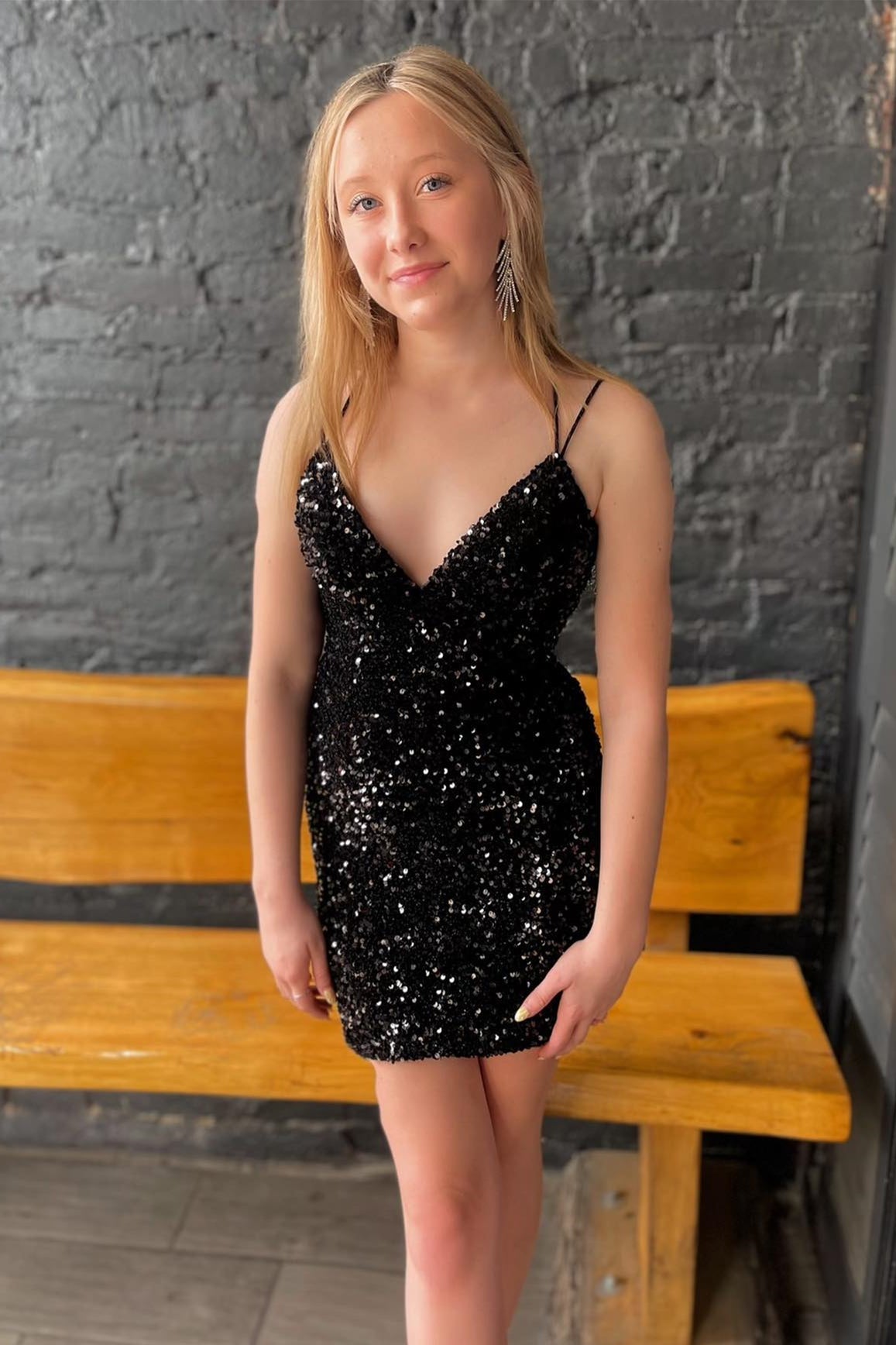 Sparkle Black Sequin Bodycon Mini Homecoming Dress with Straps
