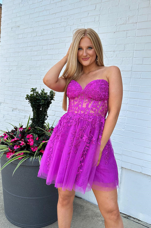 Lilac Sweetheart A-line Lace Short Homecoming Dress