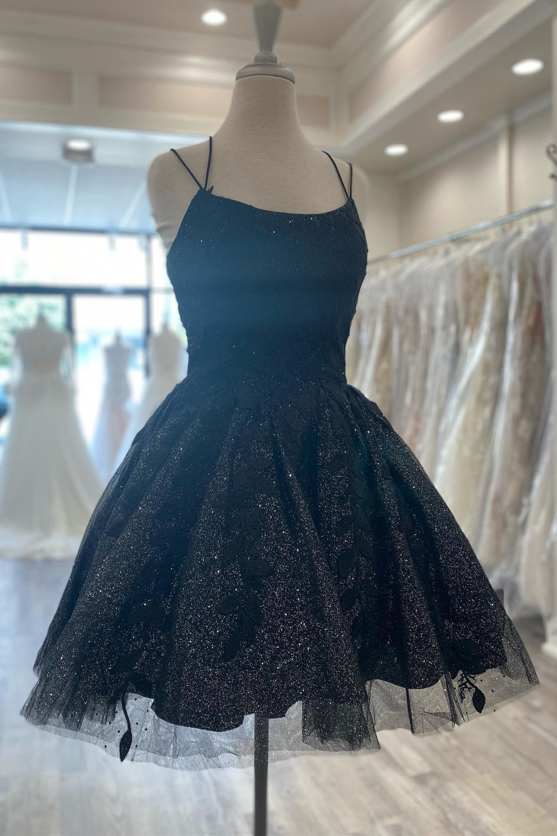 Princess Black A-line Appliques Short Homecoming Dress
