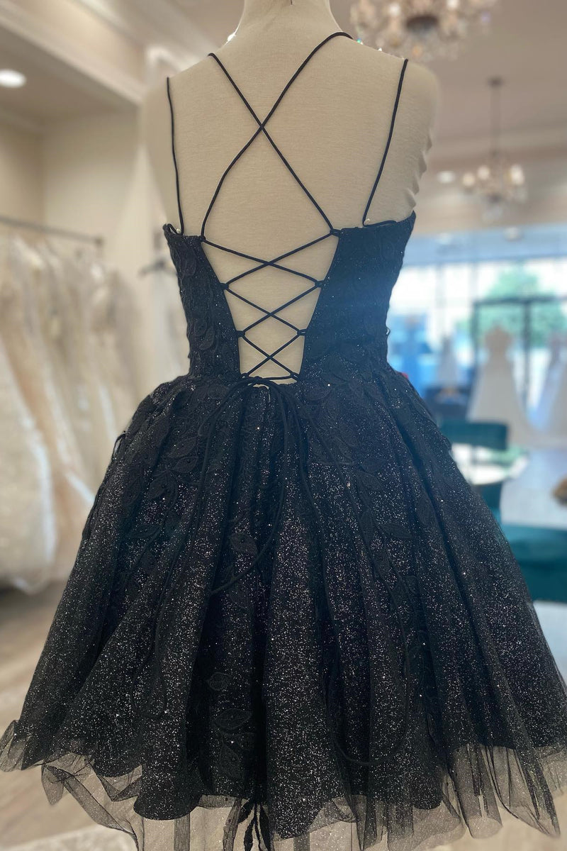 Princess Black A-line Appliques Short Homecoming Dress