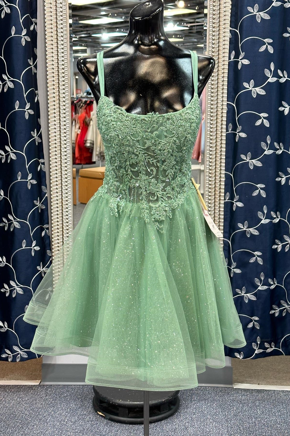 Straps Sage Green Appliques Tulle Short Party Dress – Dressesforparty