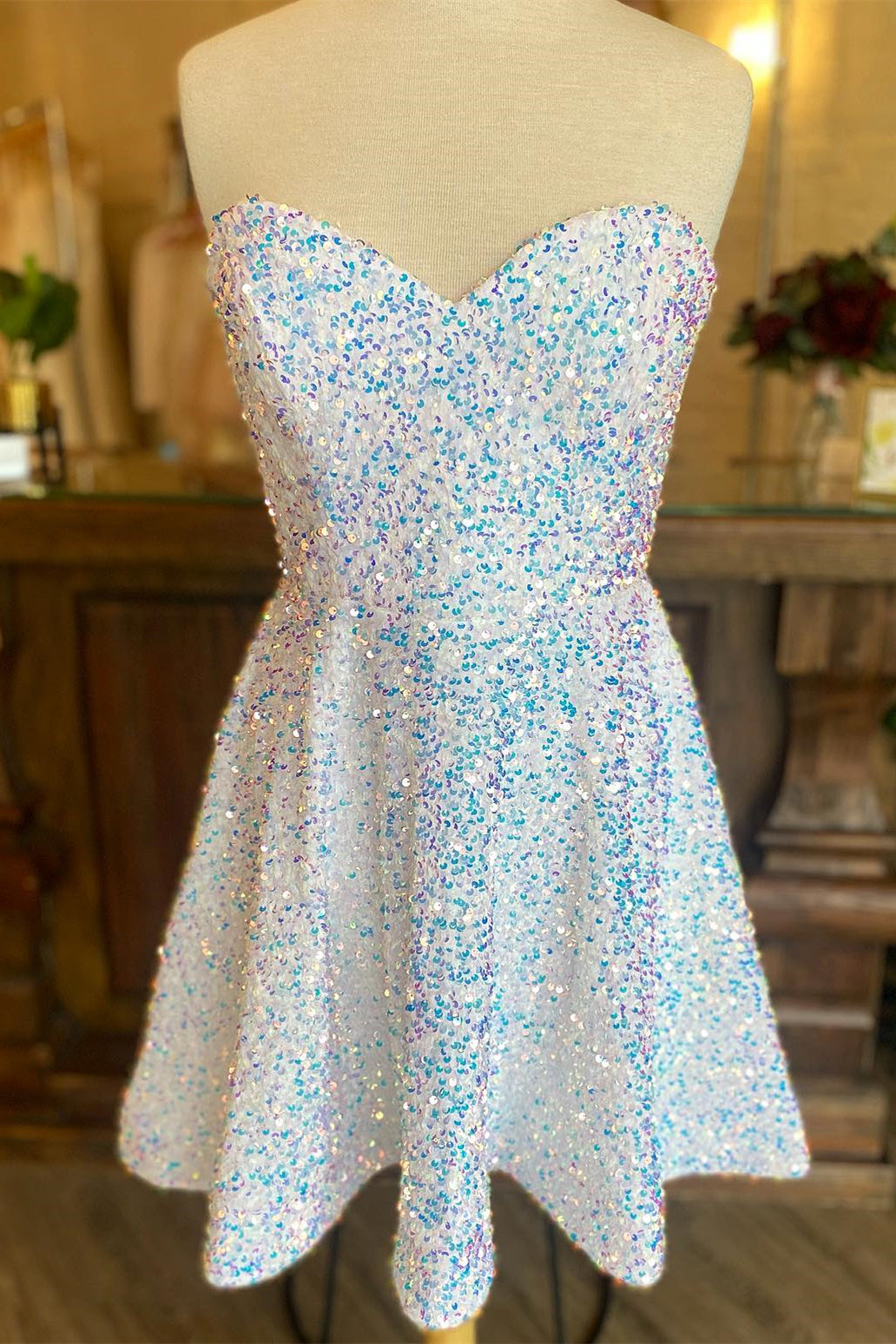 Stunning White Sequin Sweetheart A-line Short Homecoming Dress