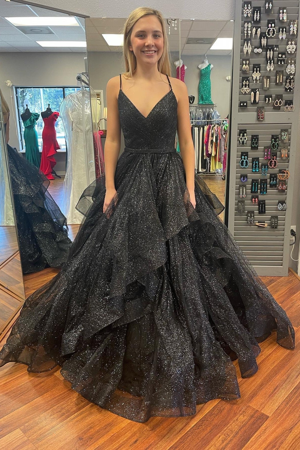 Princess Straps Black Layers A-line Long Prom Gown