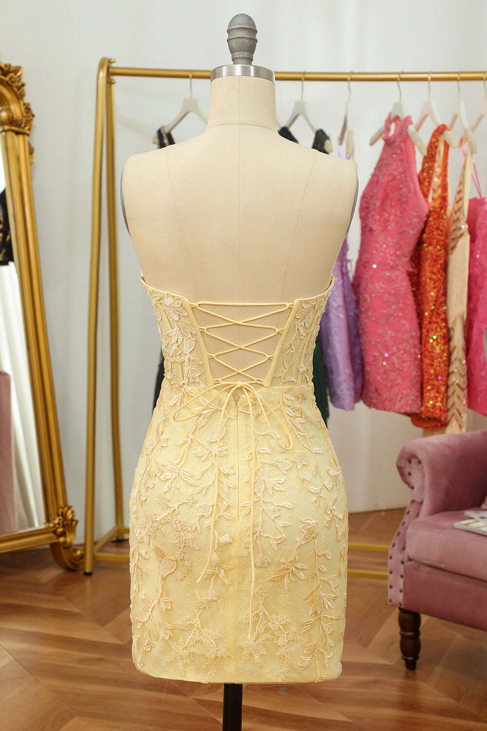 Cute Yellow Lace Sweetheart Tight Mini Dress