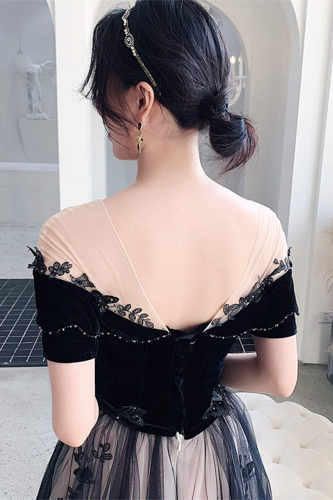 Scoop A-line Black Long Evening Dress